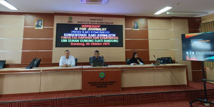 Workshop Jurnalistik UIN Bandung Bahas Kolaborasi Wartawan dan AI di Era Digital